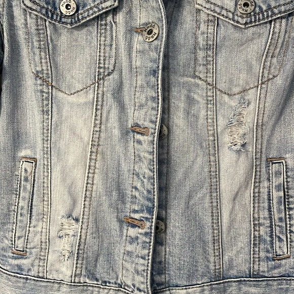 Mudd Distressed Jean Jacket Size M - Picture 2 of 8